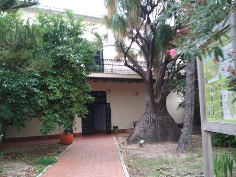 Alqueria Laborde y jardín